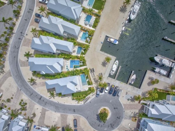 Luxury Oceanfront Vacation Rental in Marathon FL - 5-Bedroom Stunning Views